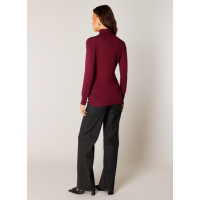 Base Level Trui Yuen Wine Red