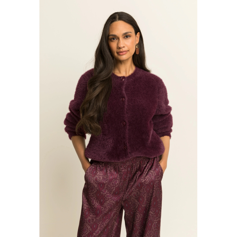 Expresso Vest Fluffy Fudge Dark Red