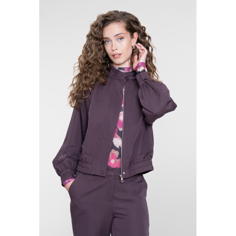 Geisha Jasje Plum