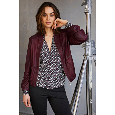 Helena Hart Top Jozzy Dotty Wine