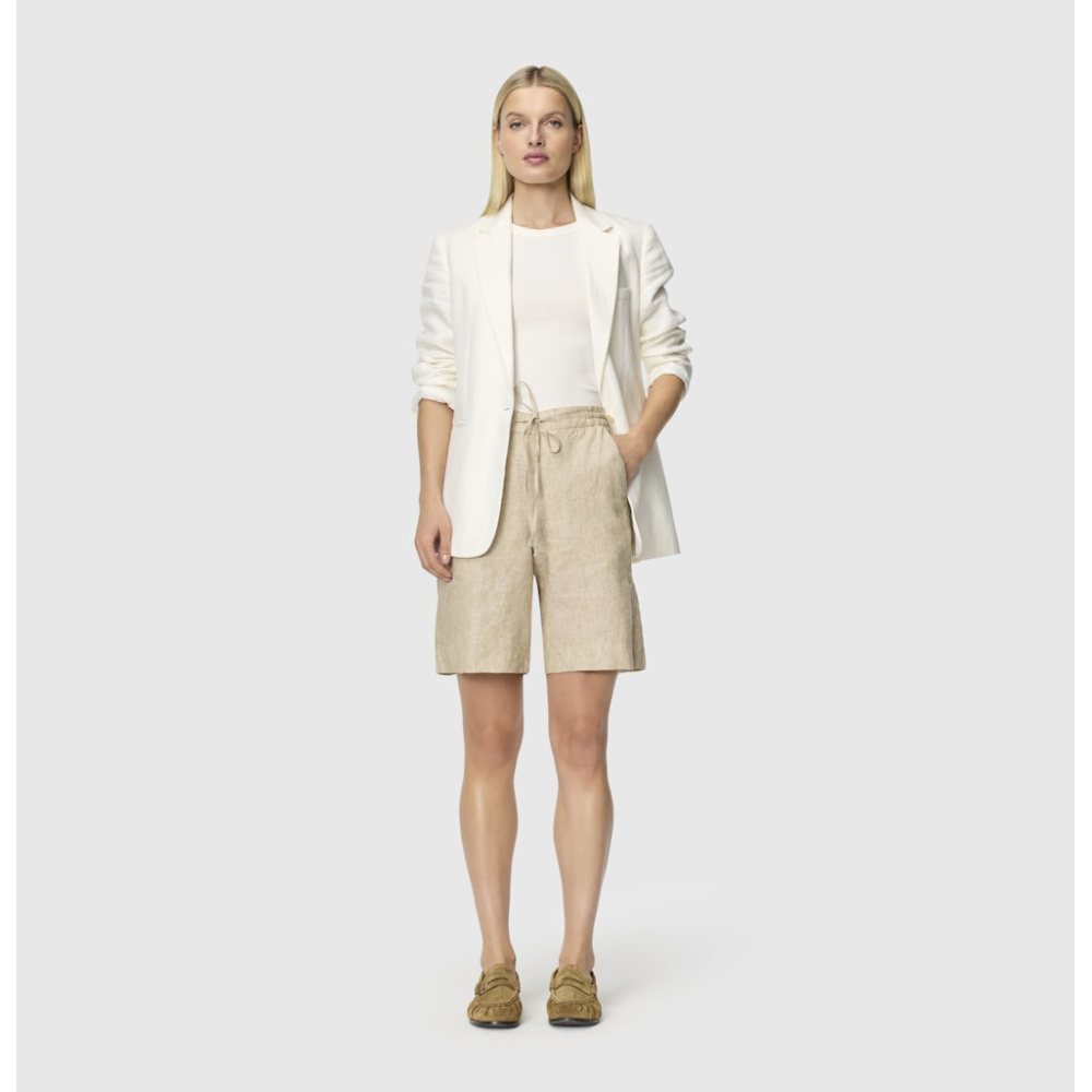 MAC Bermuda Sanny Almond Beige