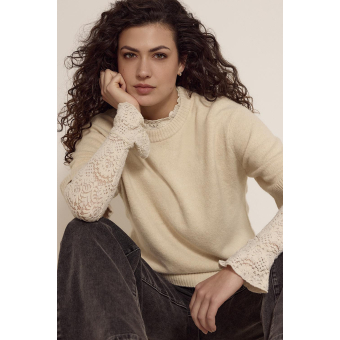 Tramontana Top Flared Brushed Lace Stone