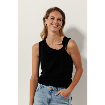 Tramontana Singlet Knot Detailed Black